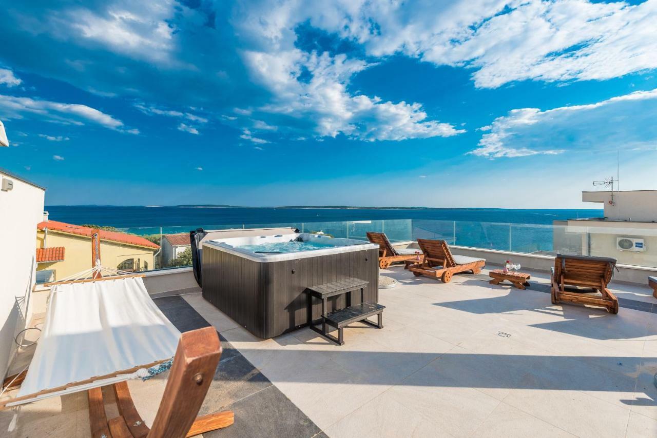 Luxury Penthouse Apartment Mandre Ngoại thất bức ảnh