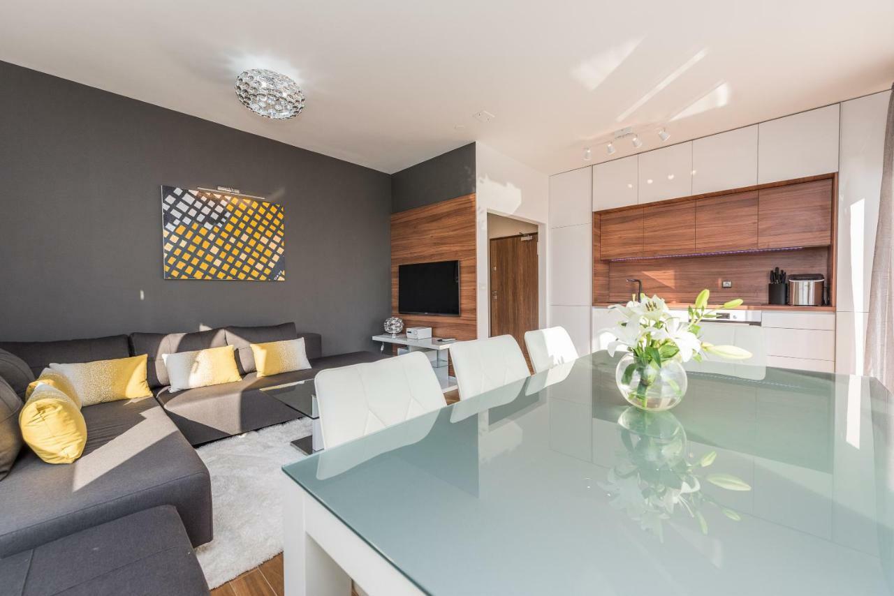 Luxury Penthouse Apartment Mandre Ngoại thất bức ảnh