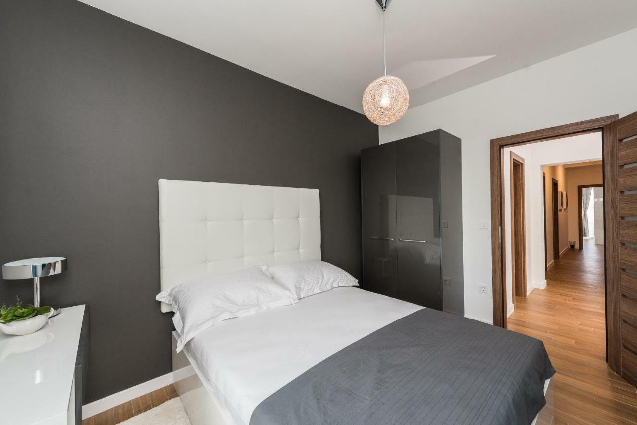 Luxury Penthouse Apartment Mandre Ngoại thất bức ảnh